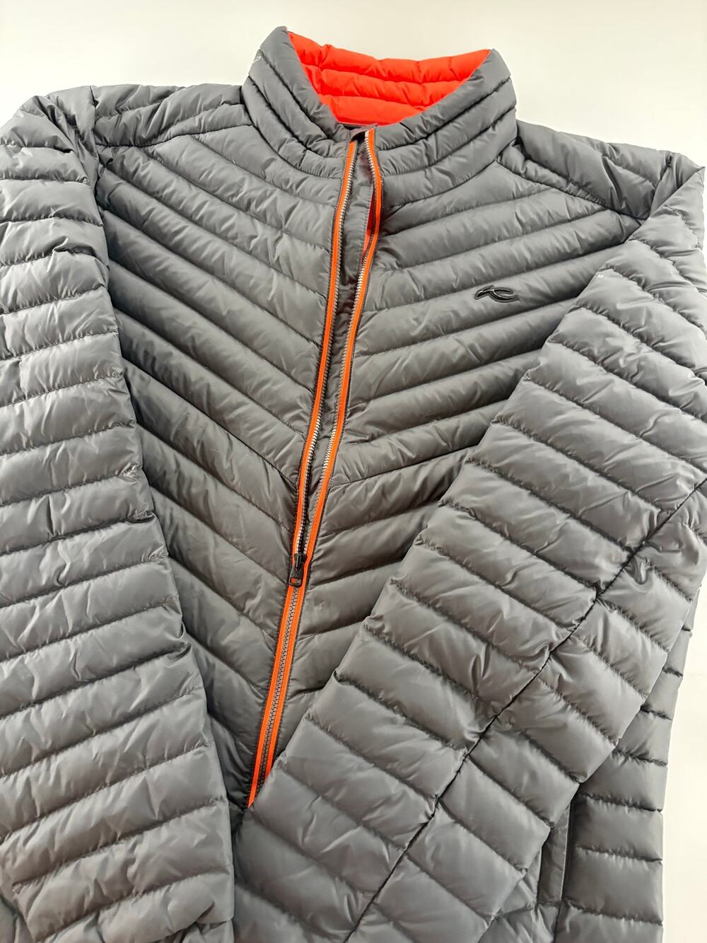 KJUS Team Nexus Down Jacket Men's Size L (52) Gray Orange Full Zip Packable Golf